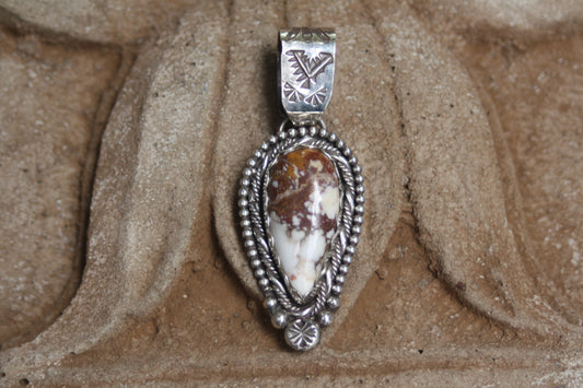 Wildhorse pendant